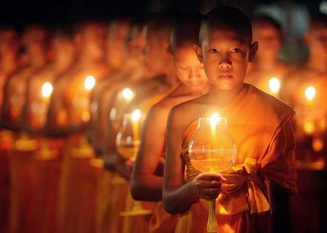 Kao Pansar - Buddhist Lent