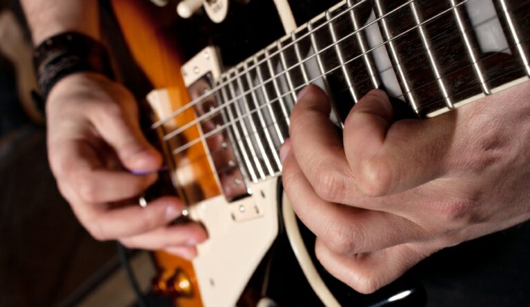 Guitar Chords for Beginners. Play Everything with these now!